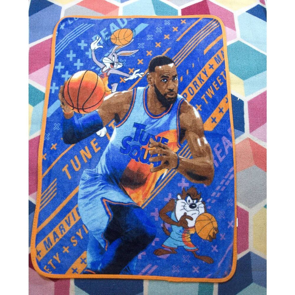 Space Jam A New Legacy Lebron James Plush Throw Blanket Bugs‎ Bunny